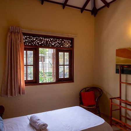 The Tourist Balcony Apartment Negombo Exterior photo