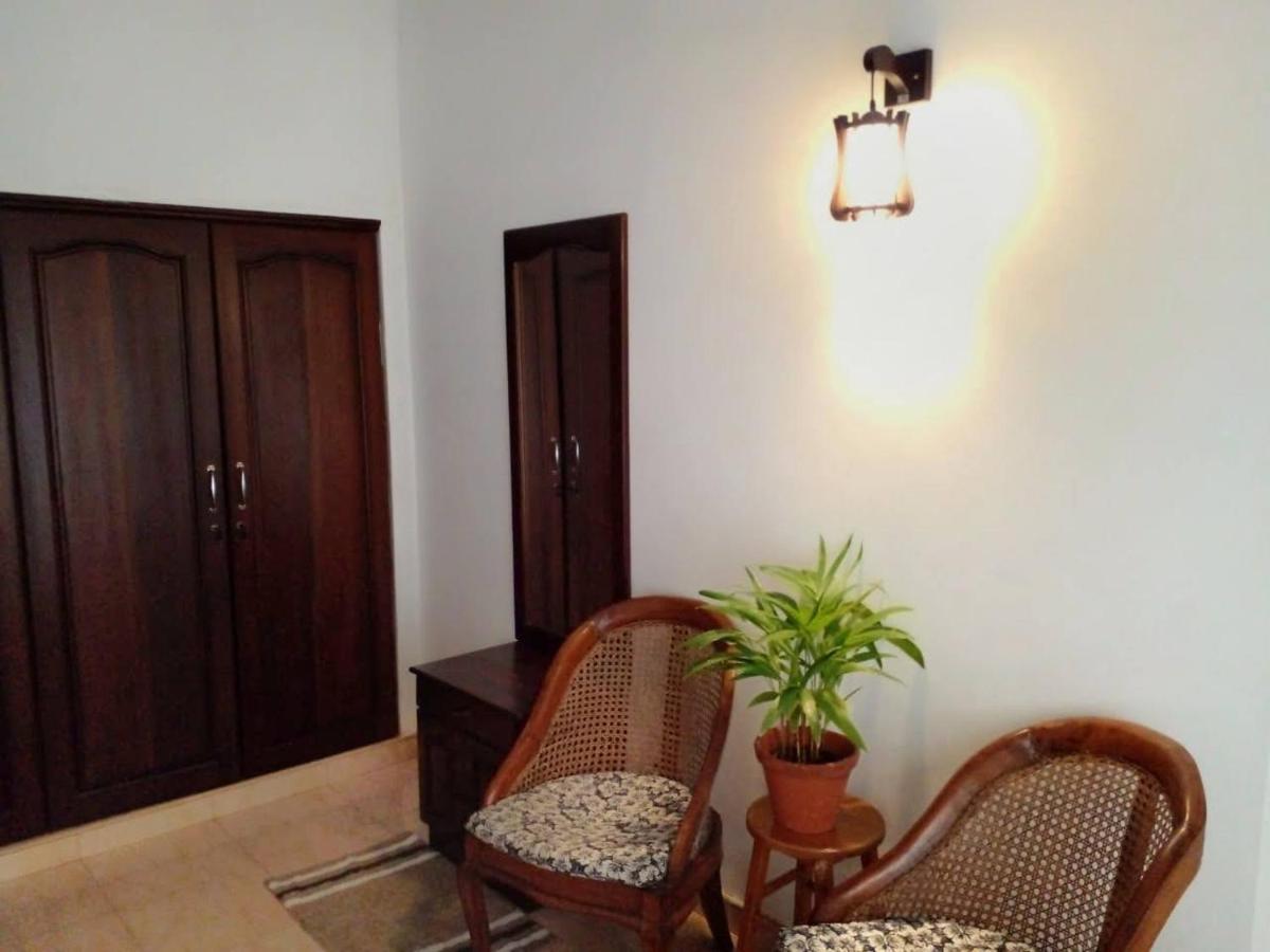 The Tourist Balcony Apartment Negombo Exterior photo